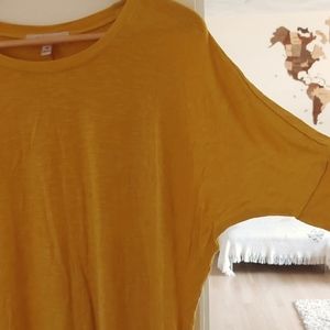 Philosophy Yellow Gold Top